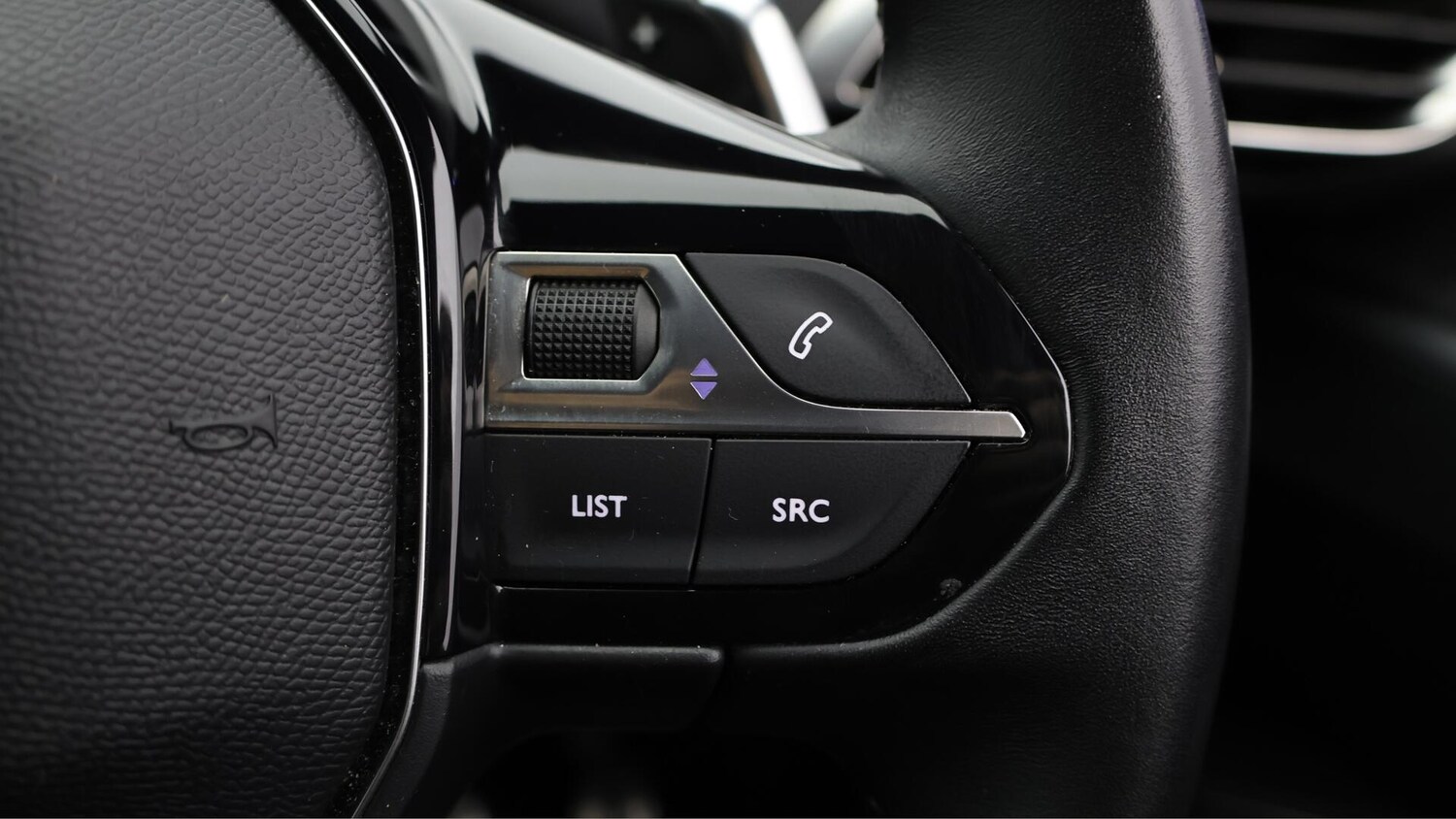 Used Peugeot 3008 2023 for sale - 76381053: Photo 24