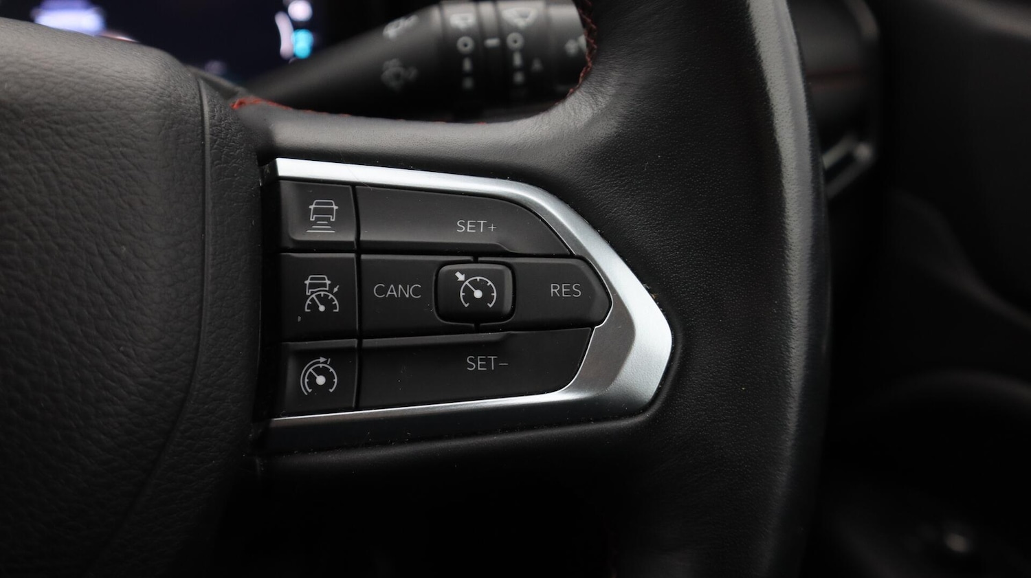 Used Jeep Compass 2023 for sale - 76645803: Photo 24