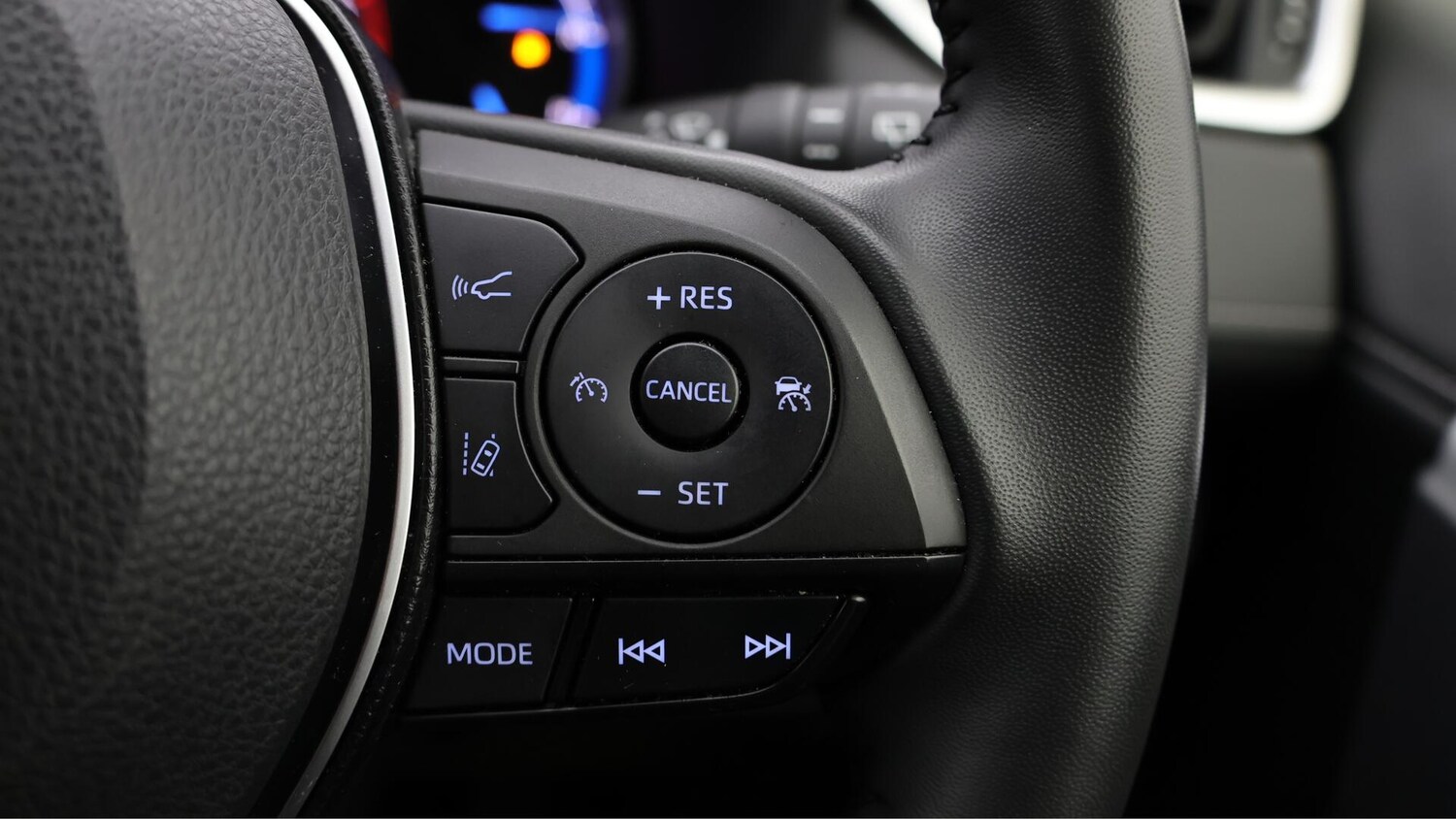 Used Toyota RAV4 2021 for sale - 76084219: Photo 25