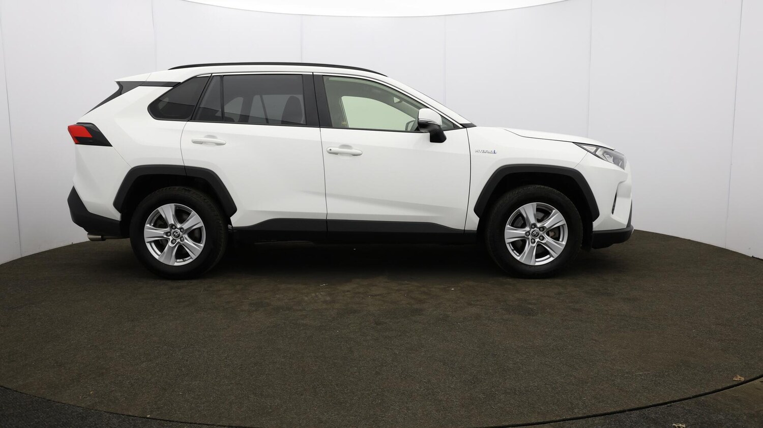 Used Toyota RAV4 2021 for sale - 76084219: Photo 56