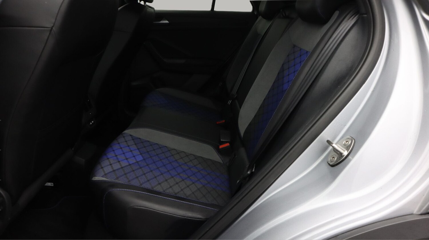 Used Volkswagen T-Roc 2022 for sale - 77610177: Photo 16