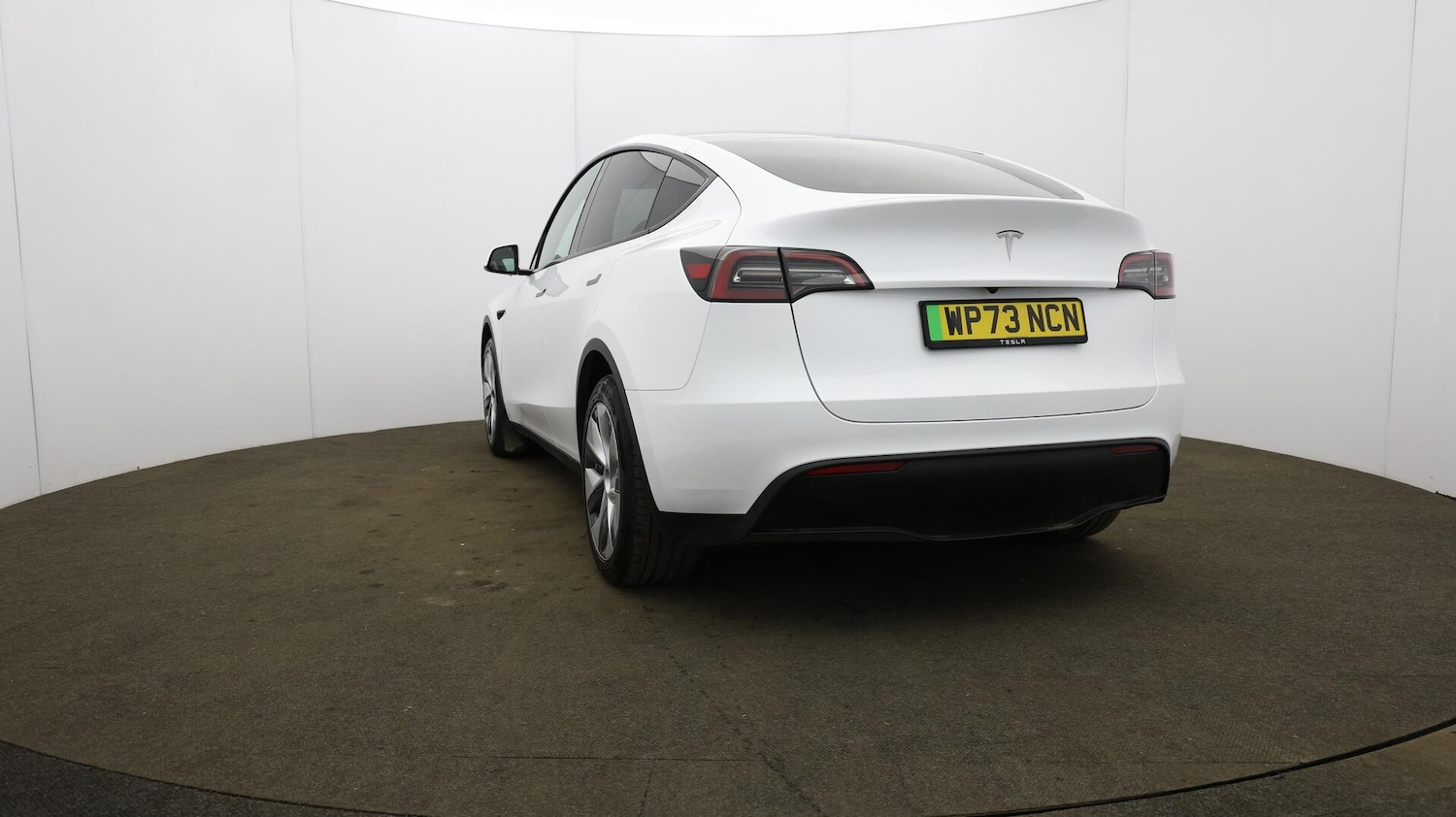 Used Tesla Model Y 2023 for sale - 76085480: Photo 10