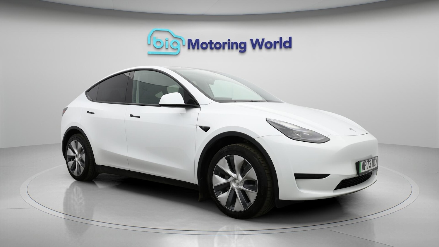 Used Tesla Model Y 2023 for sale - 76085480: Photo 2