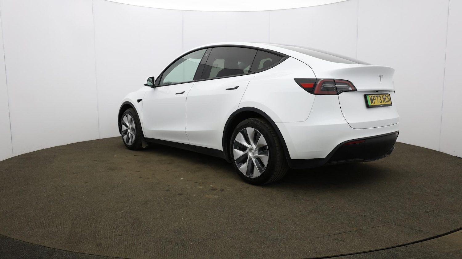 Used Tesla Model Y 2023 for sale - 76085480: Photo 57