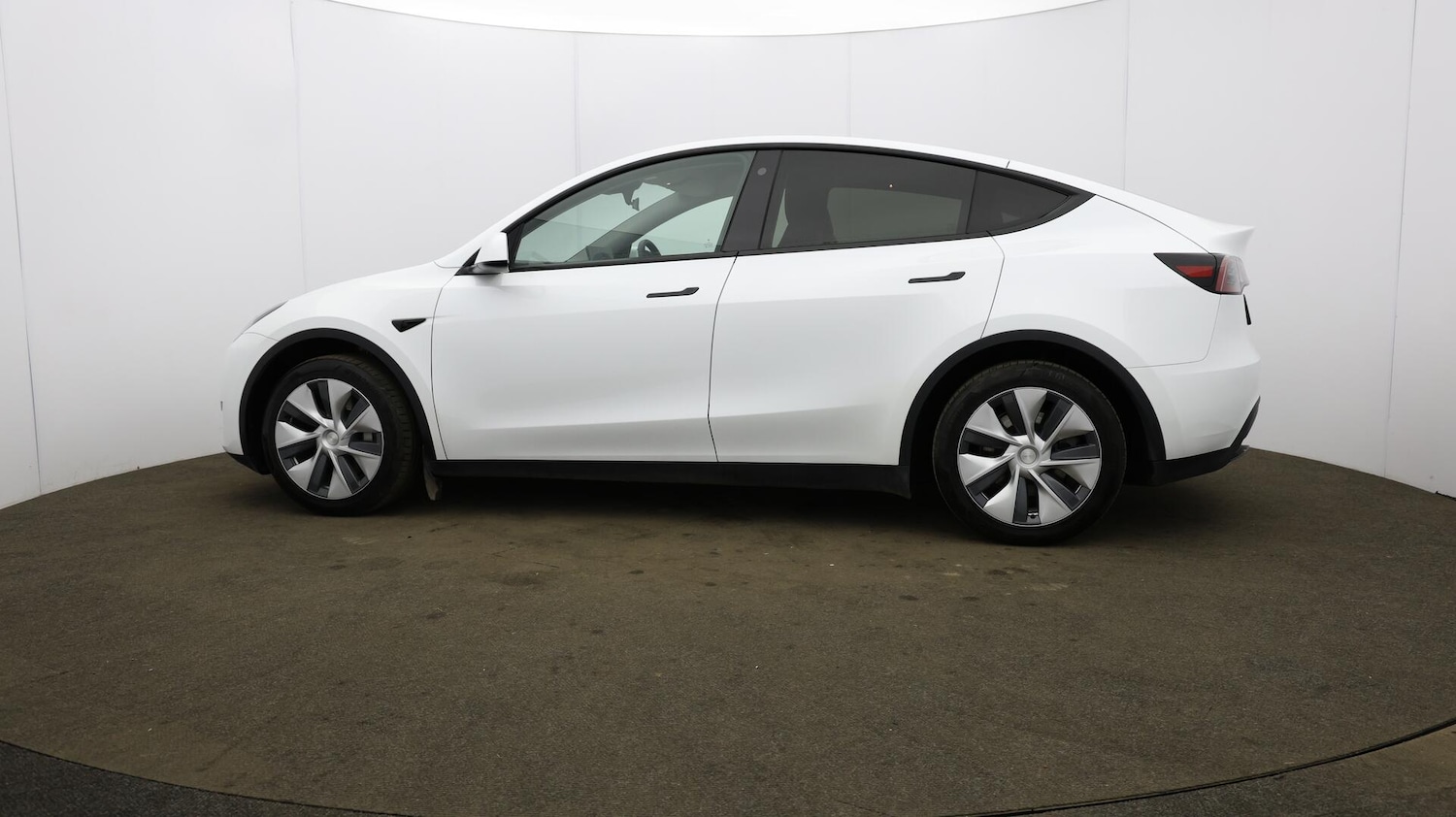 Used Tesla Model Y 2023 for sale - 76085480: Photo 71