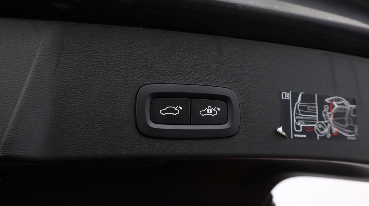 Used Volvo XC40 2021 for sale - 77747606: Photo 20