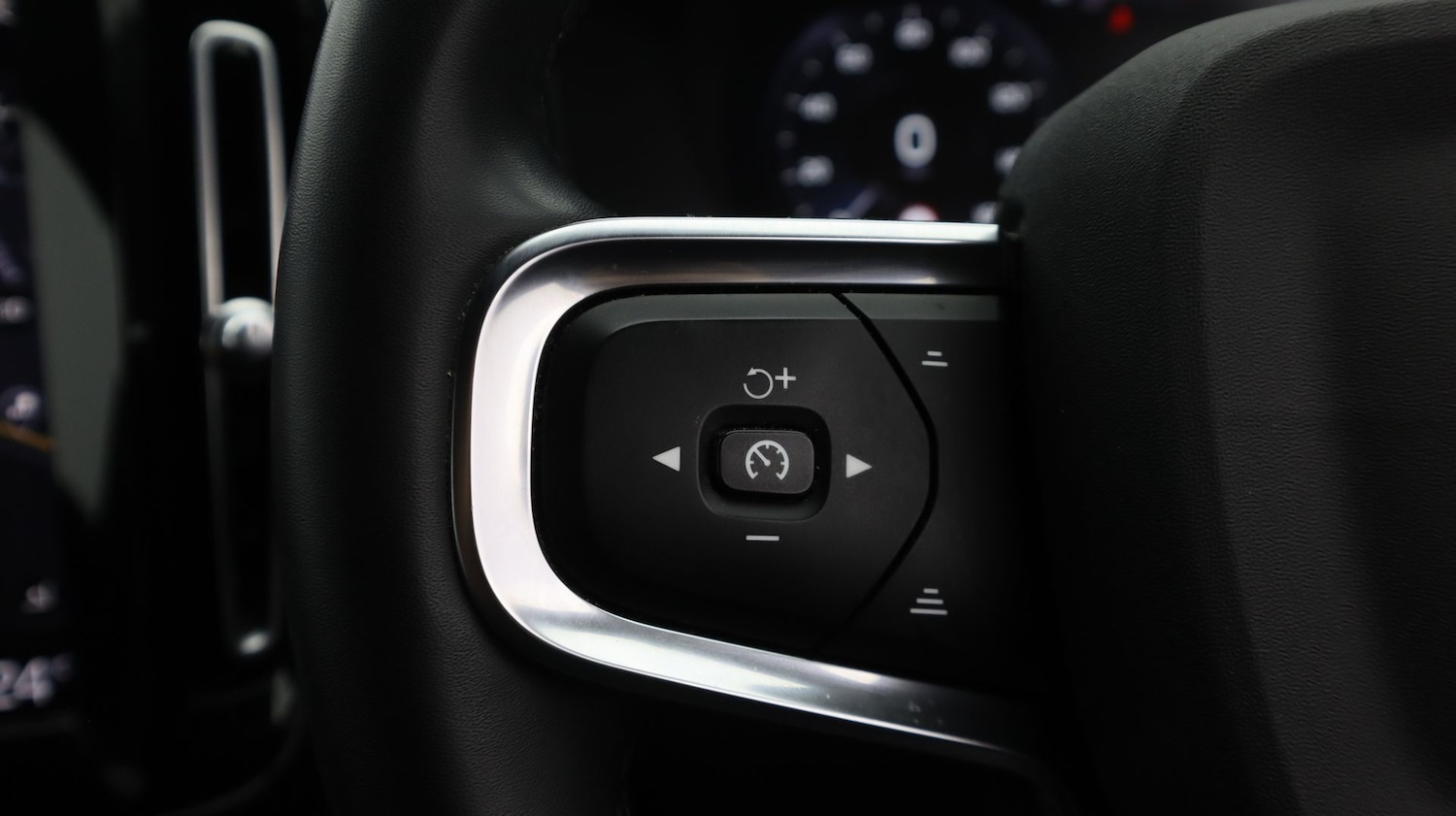 Used Volvo XC40 2021 for sale - 77747606: Photo 23