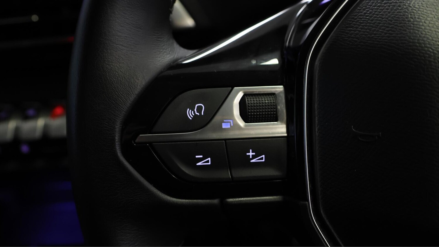 Used Peugeot 3008 2022 for sale - 76042783: Photo 37