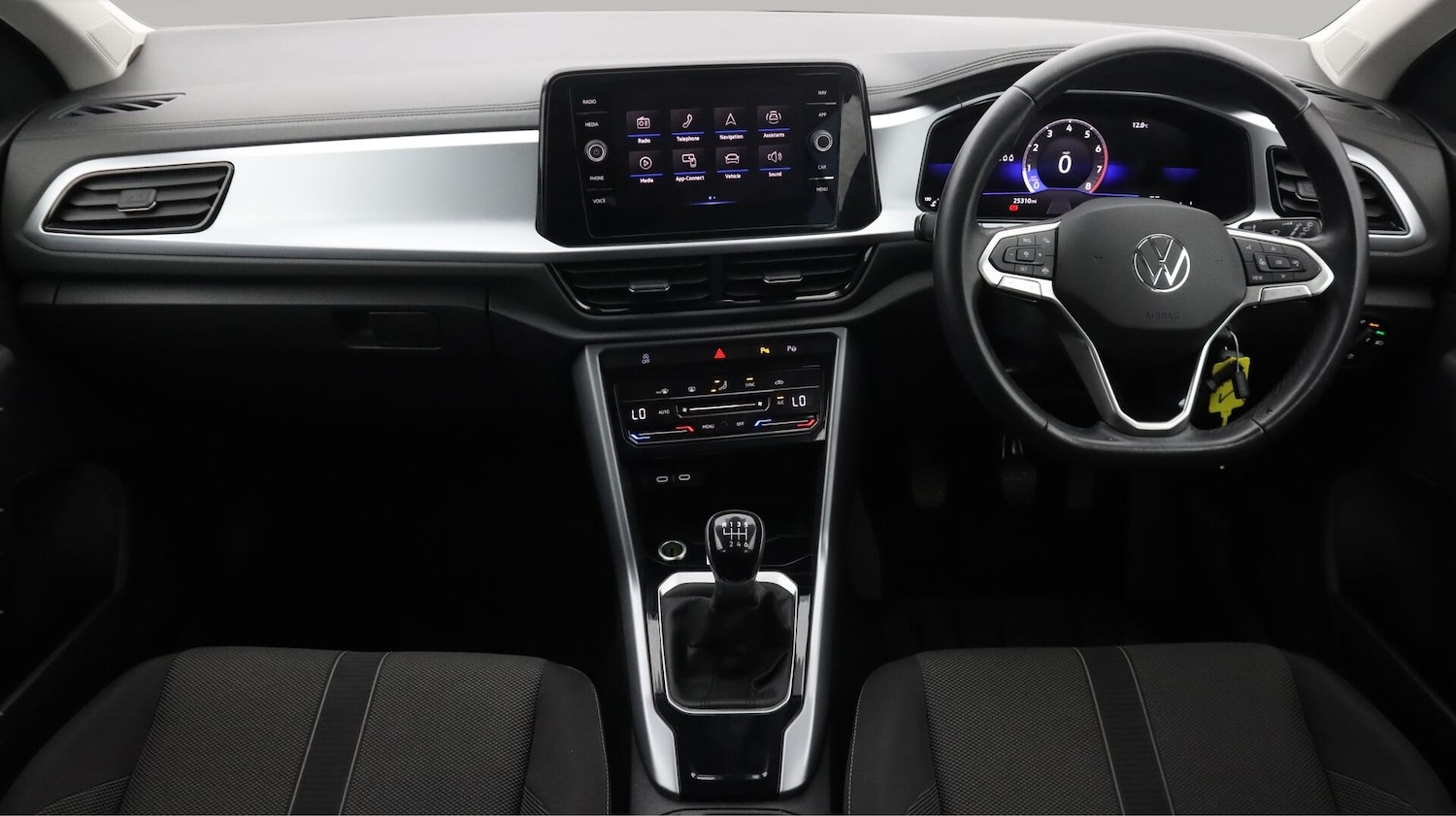 Used Volkswagen T-Roc 2023 for sale - 76743372: Photo 14