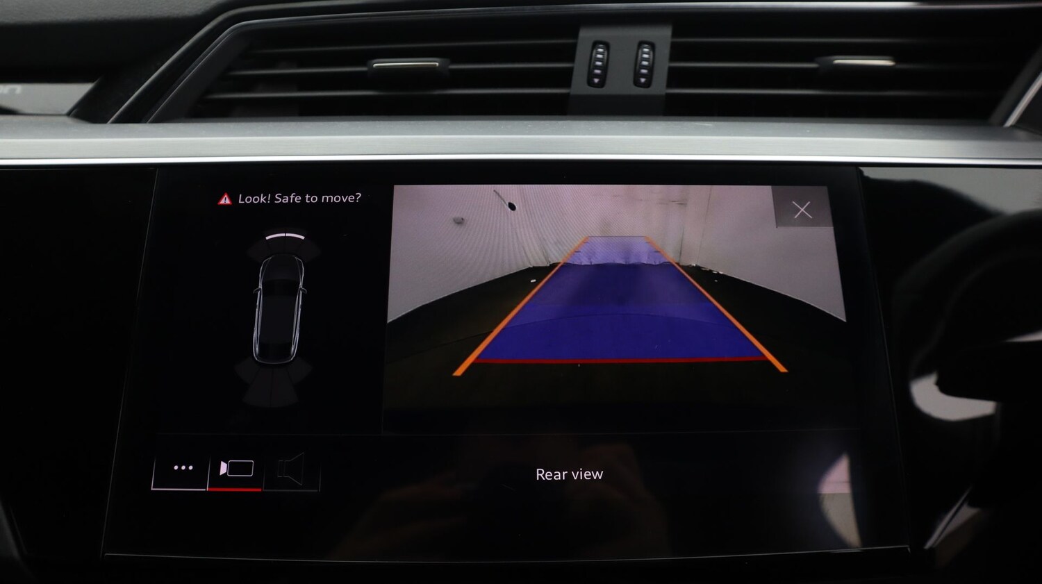 Used Audi e-tron 2021 for sale - 77538713: Photo 26