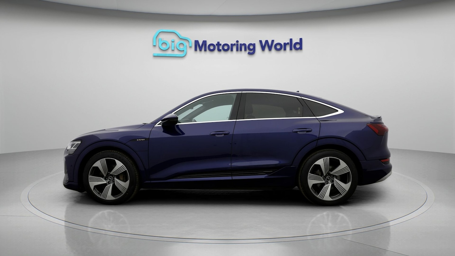 Used Audi e-tron 2021 for sale - 77538713: Photo 4