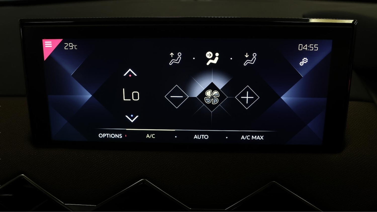 Used DS Automobiles DS 3 Crossback 2019 for sale - 76597497: Photo 17