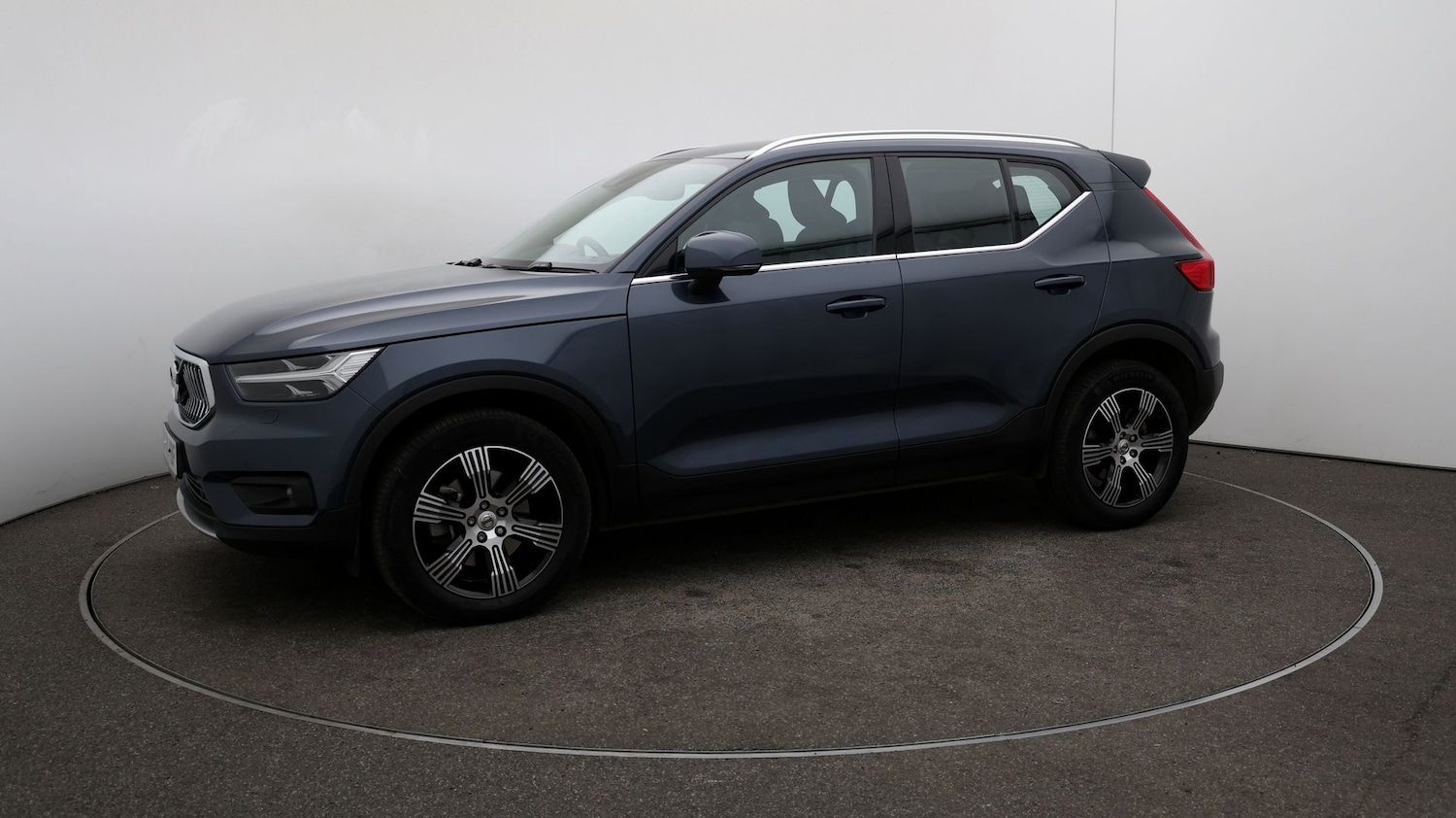Used Volvo XC40 2020 for sale - 76811652: Photo 60
