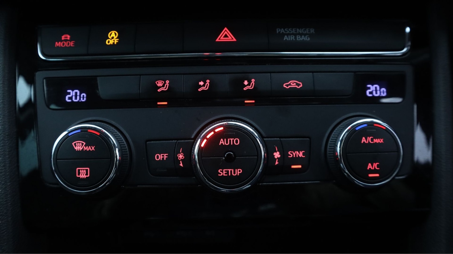 Used SEAT Leon 2018 for sale - 77251020: Photo 12