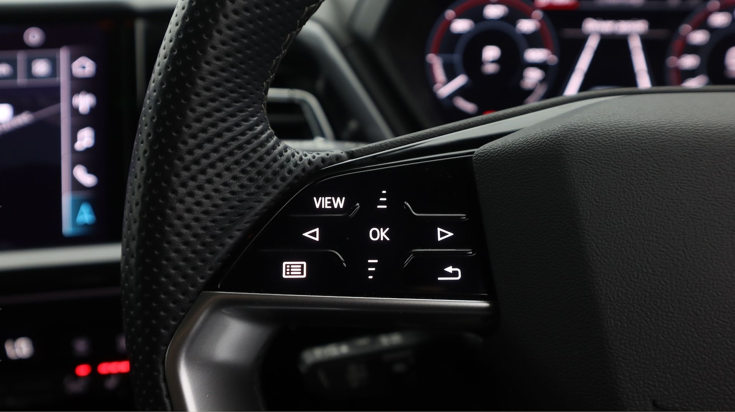 Used Audi Q4 e-tron 2023 for sale - 77854918: Photo 23