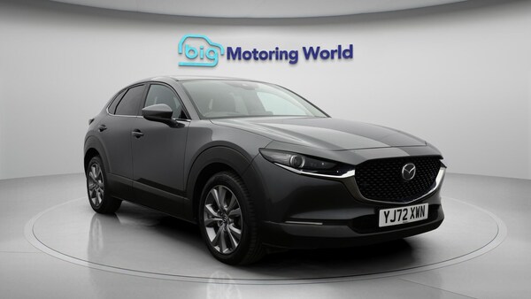 Used Mazda CX-30 2022 for sale - 76239611: Photo 2