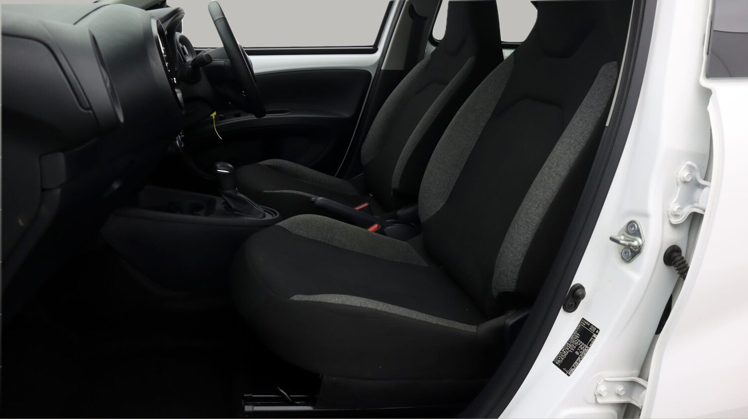 Used Toyota Aygo X 2023 for sale - 77830013: Photo 14