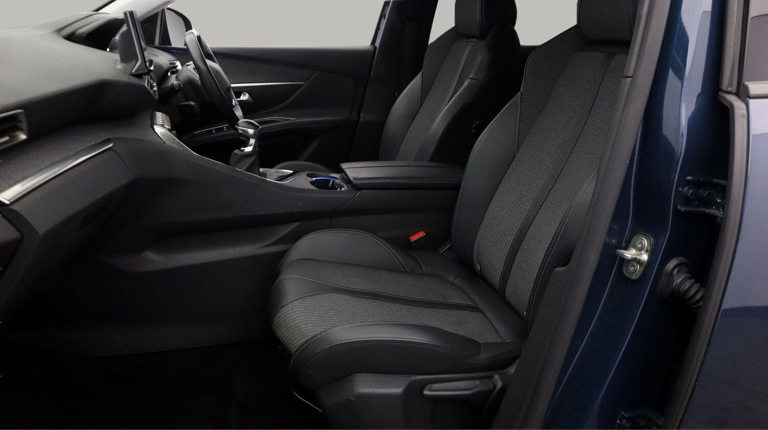 Used Peugeot 3008 2021 for sale - 77931881: Photo 14