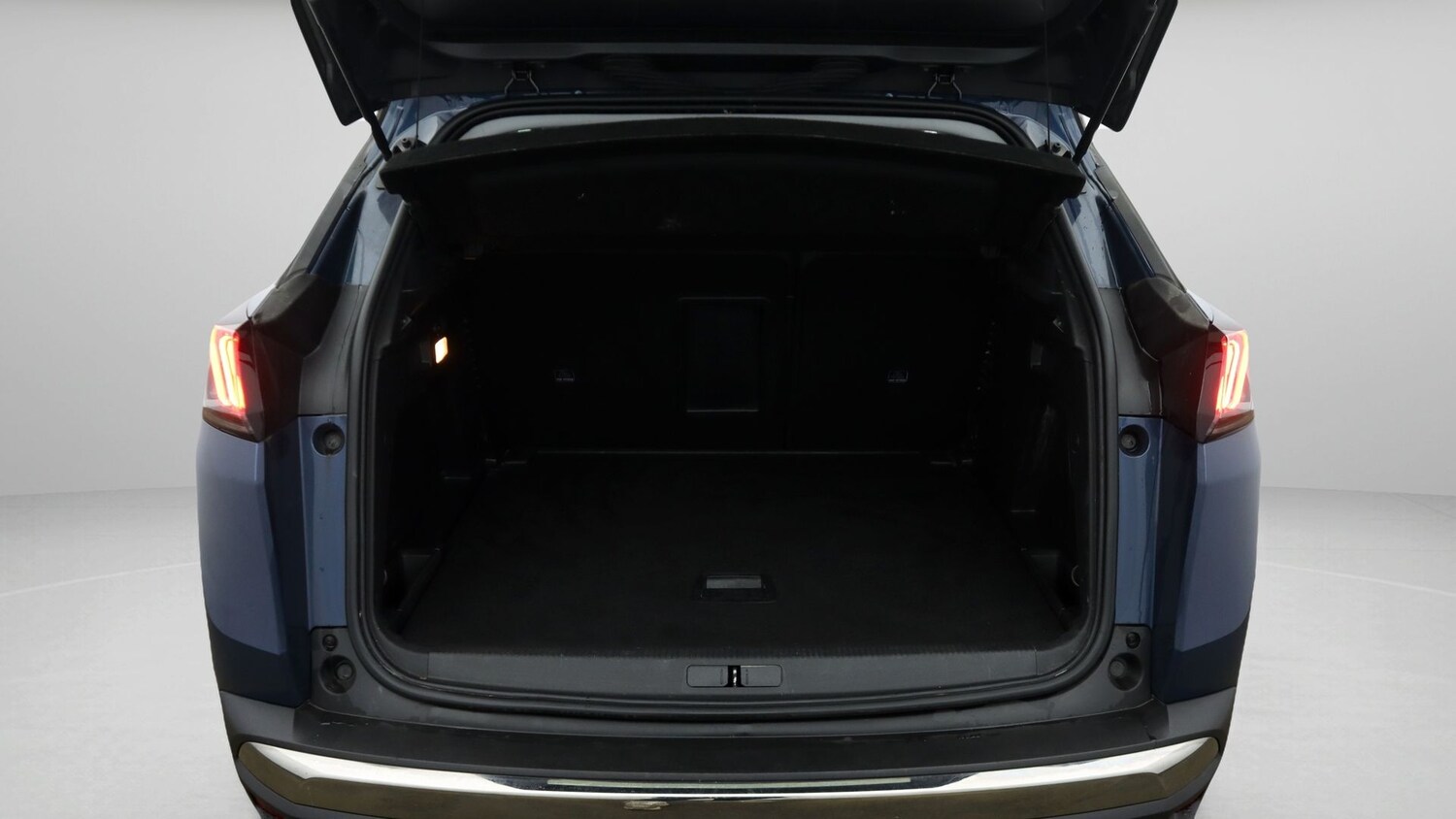 Used Peugeot 3008 2021 for sale - 77931881: Photo 17