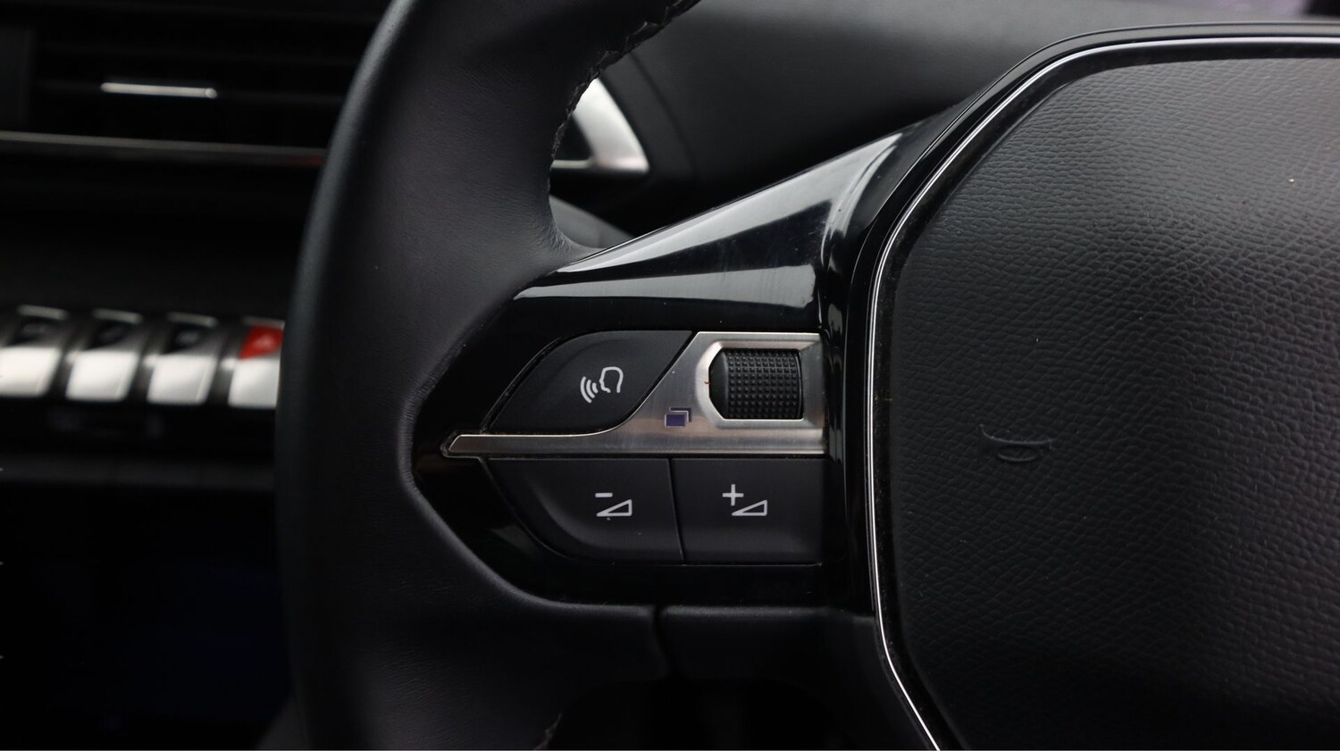 Used Peugeot 3008 2021 for sale - 77931881: Photo 20