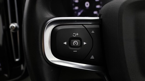 Used Volvo XC40 2020 for sale - 76307858: Photo 24