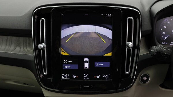 Used Volvo XC40 2020 for sale - 76307858: Photo 26