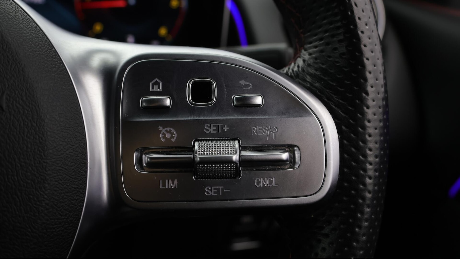 Used Mercedes-Benz GLB 2021 for sale - 76389135: Photo 27