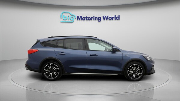 Used Ford Focus 2022 for sale - 75658978: Photo 9