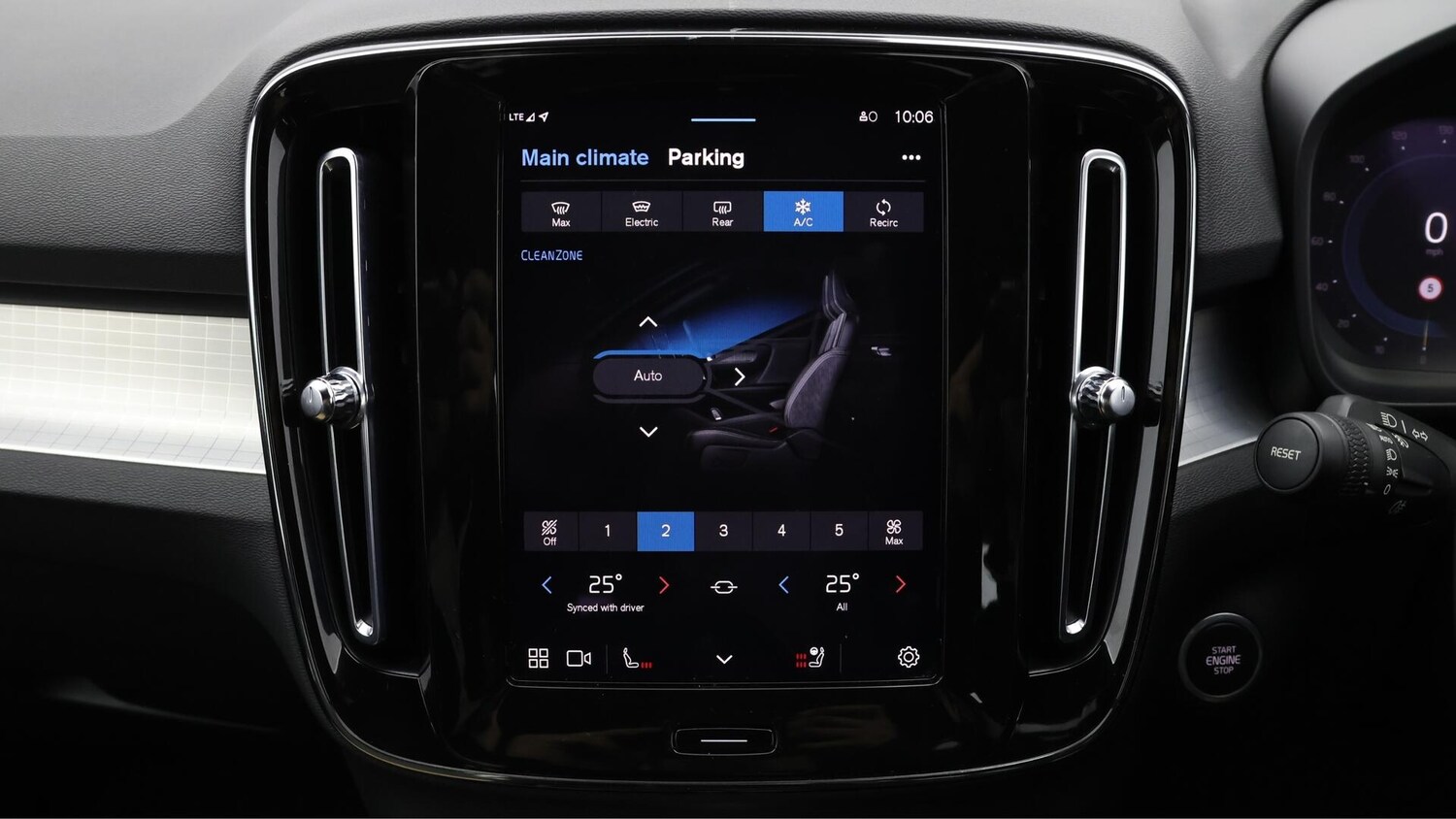 Used Volvo XC40 2022 for sale - 75927341: Photo 13