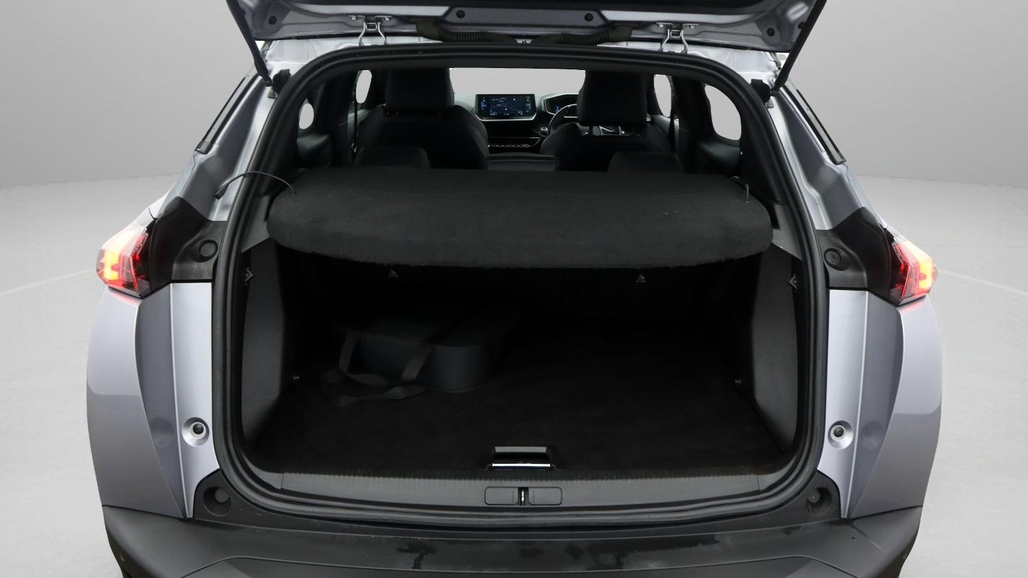 Used Peugeot 2008 2023 for sale - 77181447: Photo 17