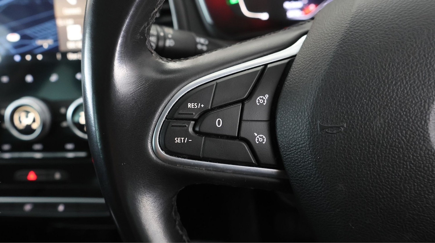 Used Renault Megane 2021 for sale - 77935928: Photo 20