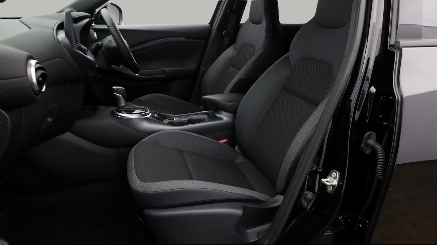 Used Nissan Juke 2024 for sale - 77716274: Photo 14