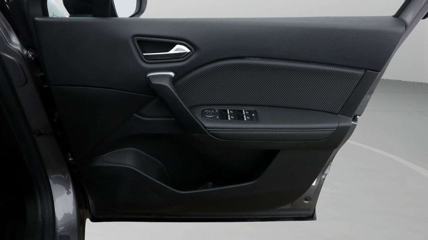 Used Renault Captur 2023 for sale - 77994477: Photo 15