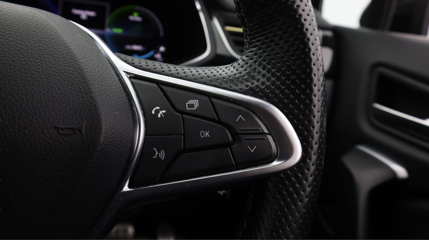 Used Renault Captur 2023 for sale - 77994477: Photo 22