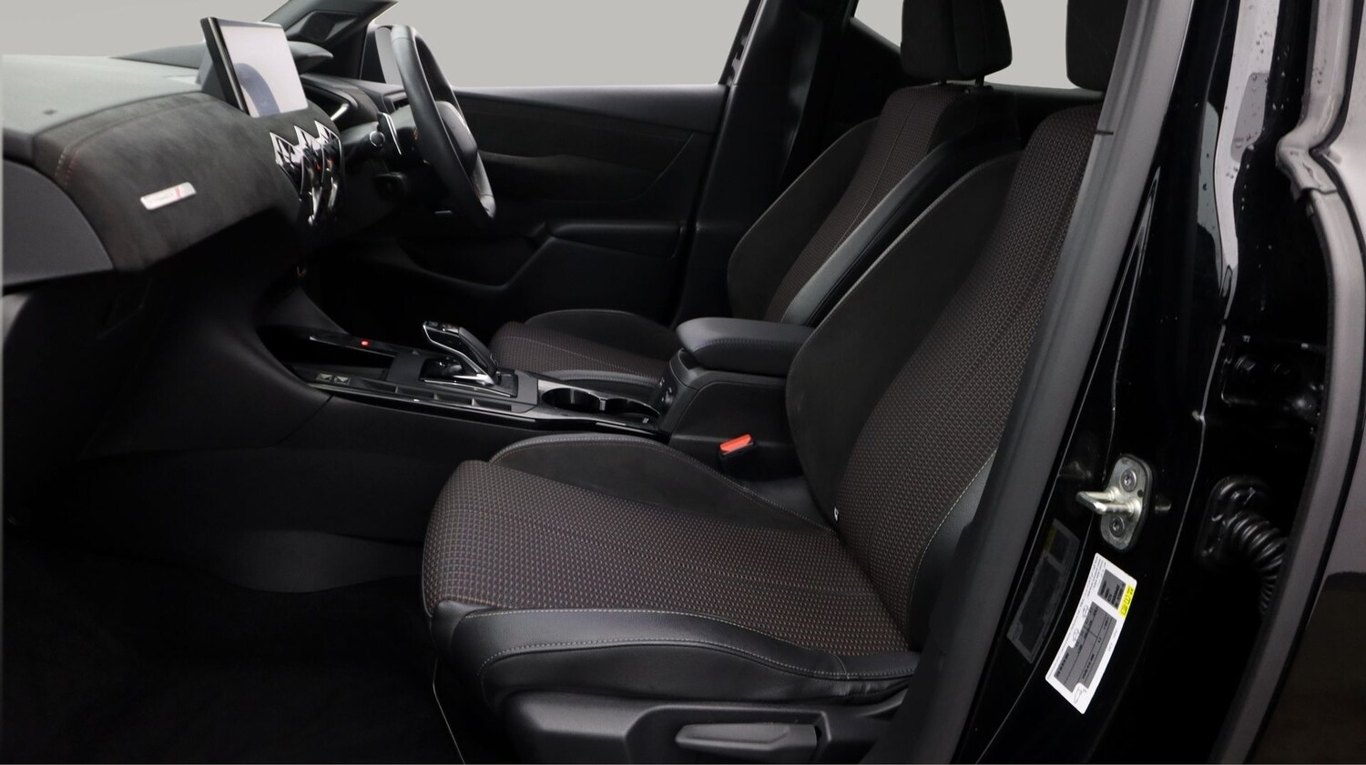 Used DS Automobiles DS 3 2022 for sale - 77245192: Photo 14