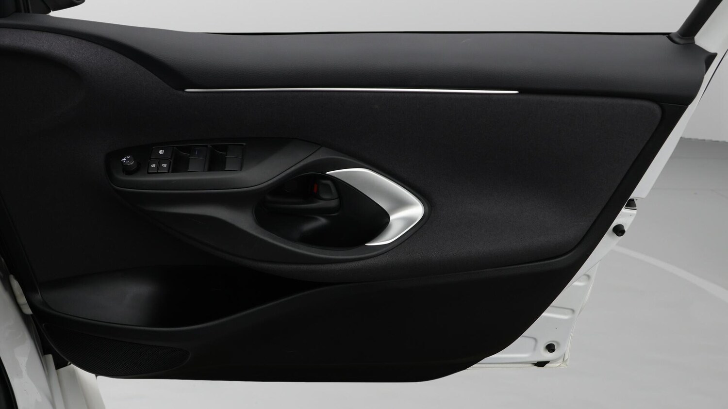 Used Toyota Yaris 2022 for sale - 76645430: Photo 16