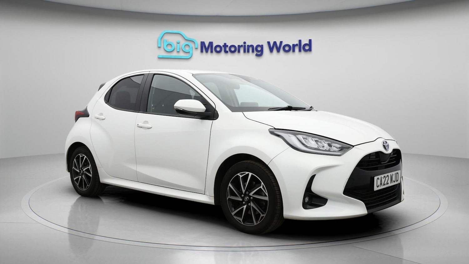 Used Toyota Yaris 2022 for sale - 76645430: Photo 2