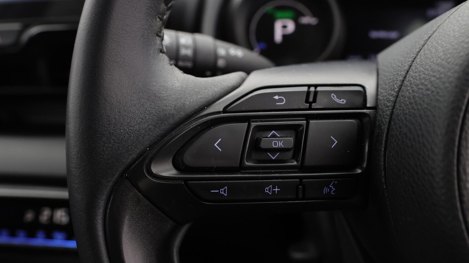 Used Toyota Yaris 2022 for sale - 76645430: Photo 23