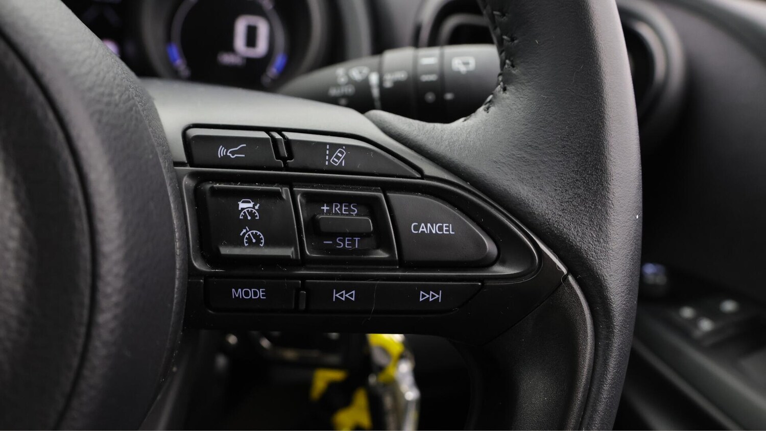 Used Toyota Yaris 2022 for sale - 76645430: Photo 24