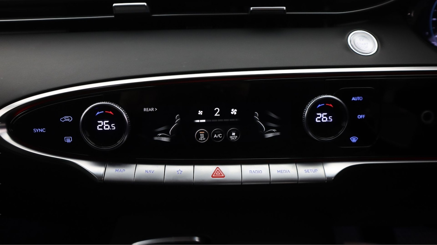 Used Genesis GV70 2023 for sale - 77652436: Photo 12