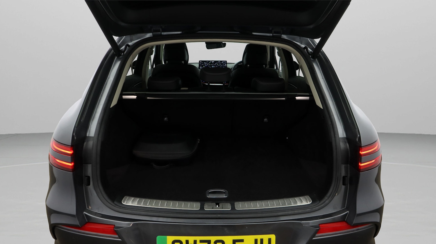 Used Genesis GV70 2023 for sale - 77652436: Photo 17