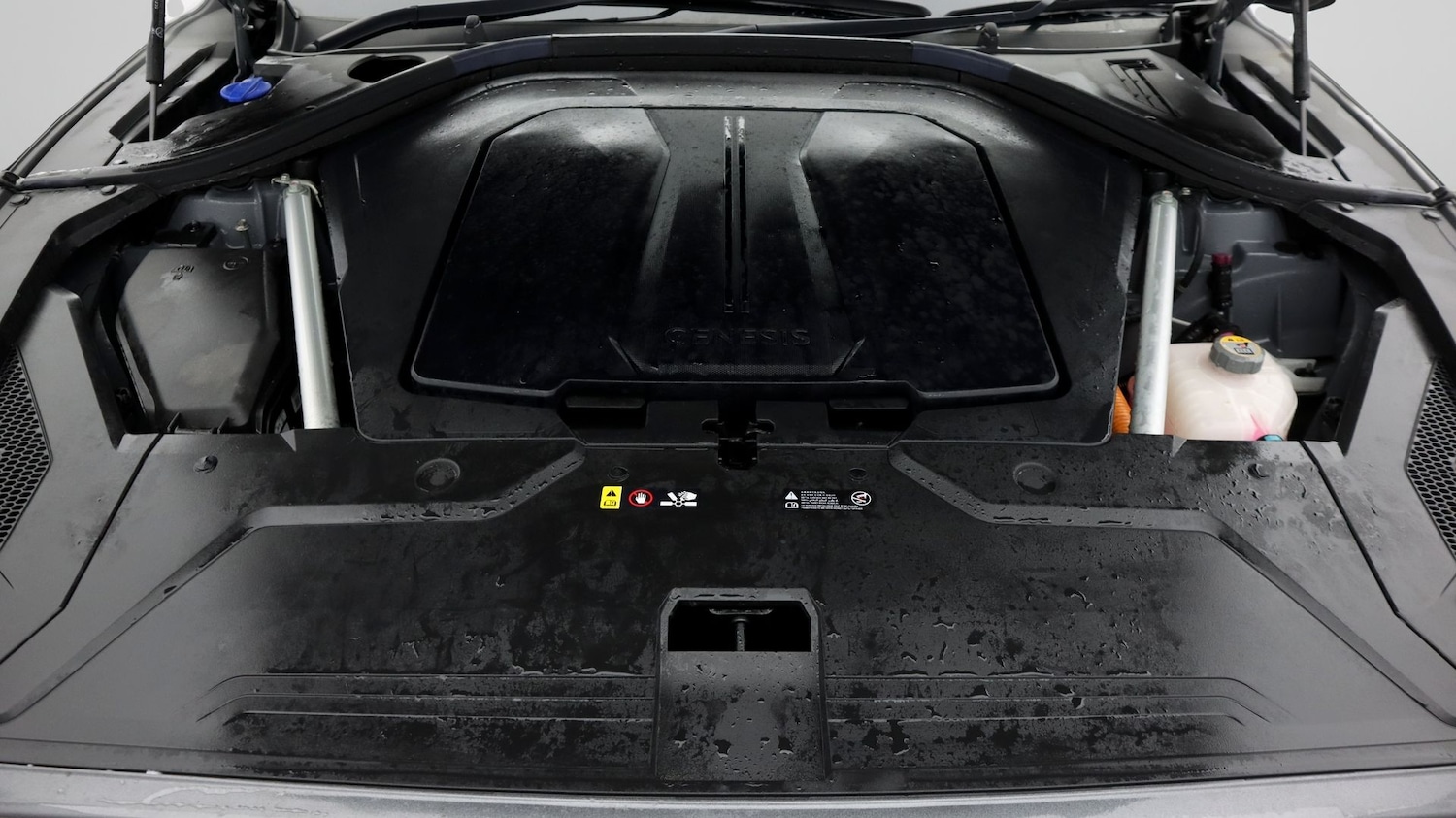 Used Genesis GV70 2023 for sale - 77652436: Photo 19