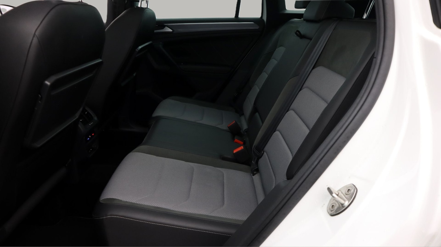 Used Volkswagen Tiguan for sale - 77311269: Photo 16