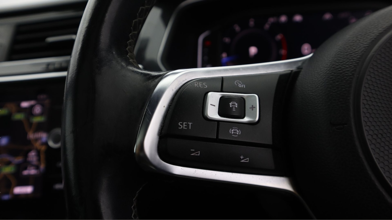 Used Volkswagen Tiguan for sale - 77311269: Photo 22