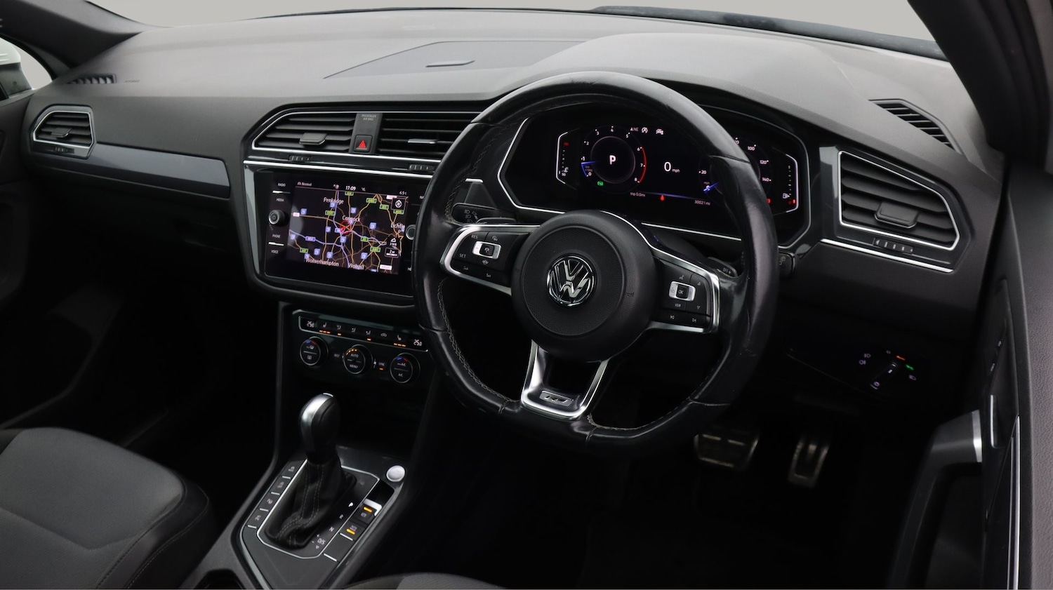 Used Volkswagen Tiguan for sale - 77311269: Photo 9