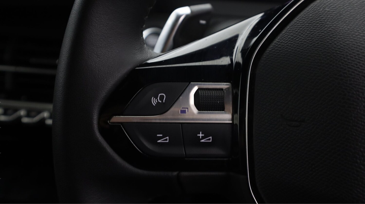 Used Peugeot 2008 2024 for sale - 78190412: Photo 23