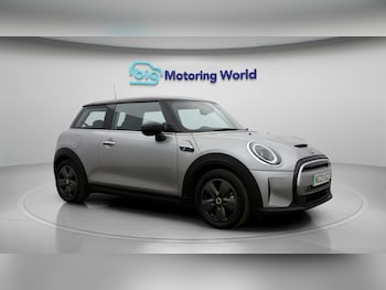 Used MINI Hatch 2023 for sale - 79600555: Photo