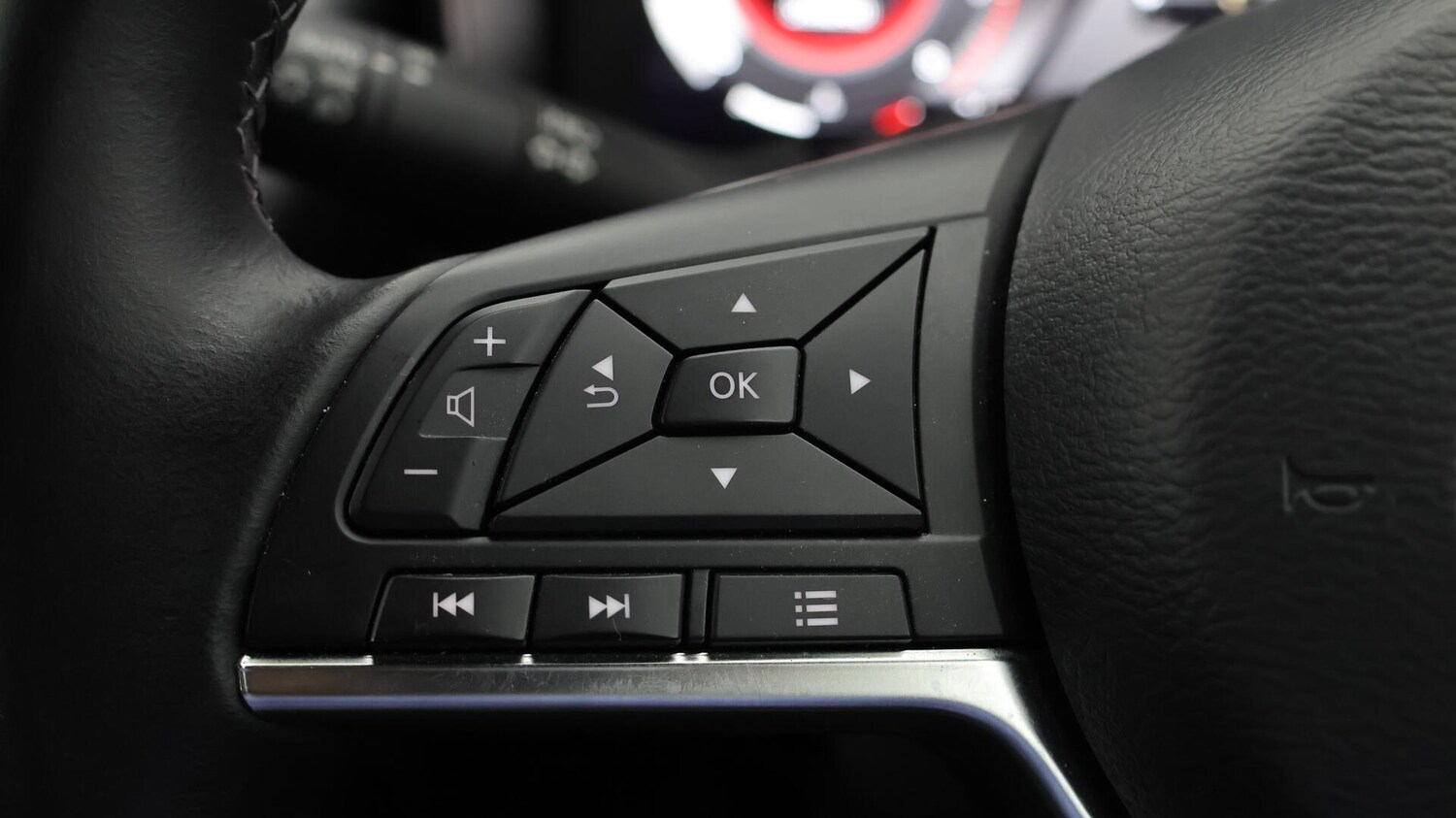 Used Nissan Juke 2024 for sale - 76073024: Photo 23