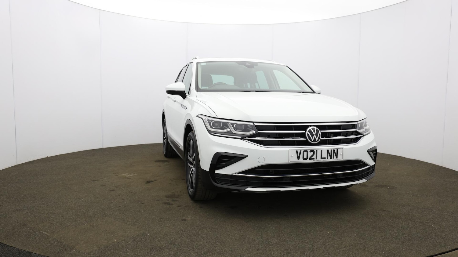 Used Volkswagen Tiguan 2021 for sale - 76138405: Photo 46