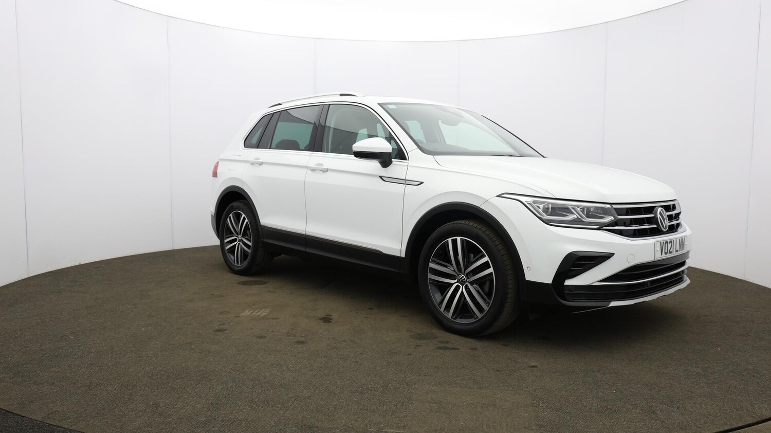 Used Volkswagen Tiguan 2021 for sale - 76138405: Photo 49